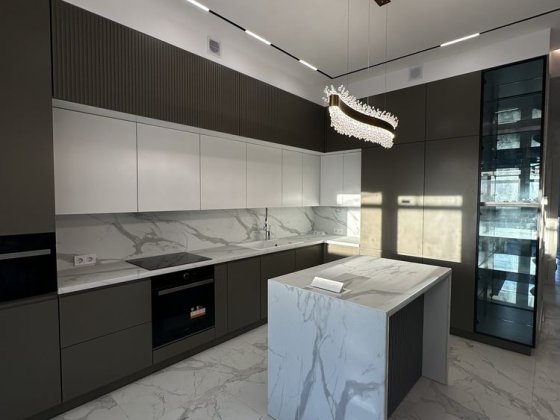 Продається будинок в районі Кварцу Черновцы