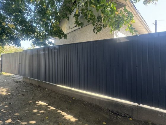 ПРОДАМ будиночок з ремонтом, ТОРГ підійде під КОМЕРЦІЮ Чернівці