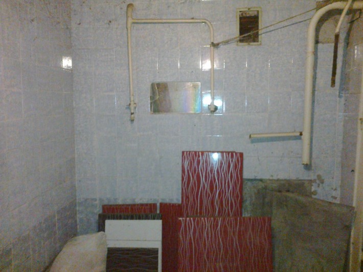 1/2ДОМА.50м2 КомуникС/у в доме+ГАРАЖ. Отд.Двор 4сот.Рн Просп.Мира - фото 1