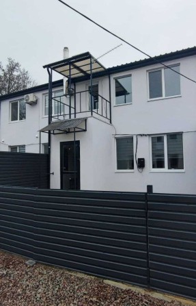 Таунхаус двохрівневий з ремонтом та мебльований - фото 1