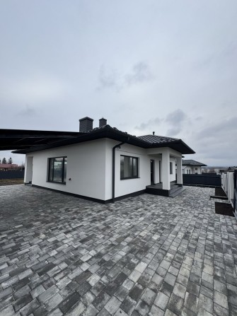 Новий будинок 155 м кв з ремонтом в закритому компоексі - фото 1