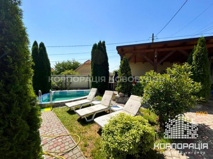 Продаж будинку з басейном і затишною верандою, вул.Висока, Центр - фото 1