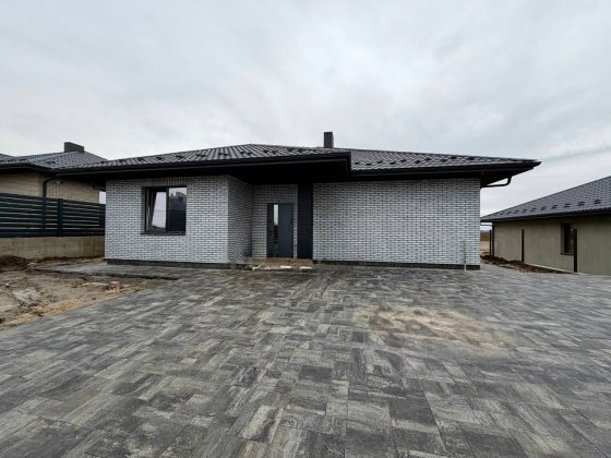 Продаж сучасного будинку з внутрішніми роботами! Луцьке кільце Ровно