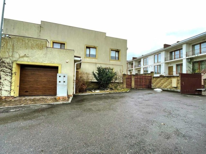 Продаж котеджу ''На Щасливому'' - фото 1