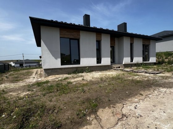 Продам американку з гарним плануванням Рівне