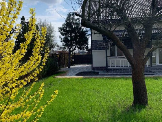 Будинок з ремонтом Русанівські сади Київ