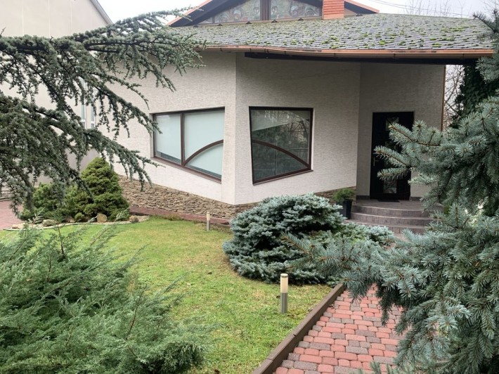 Продаж двох будинків, 8 сот землі, без комісії. Світло не вимикають - фото 1