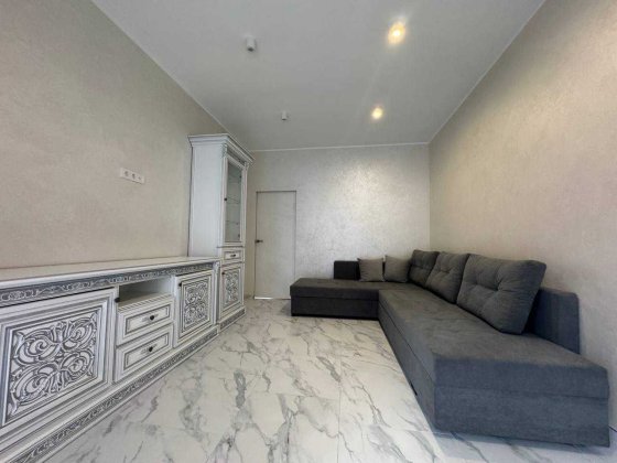 Продам стильний котедж  в ТОП локації, поруч Покровського !!! Рівне