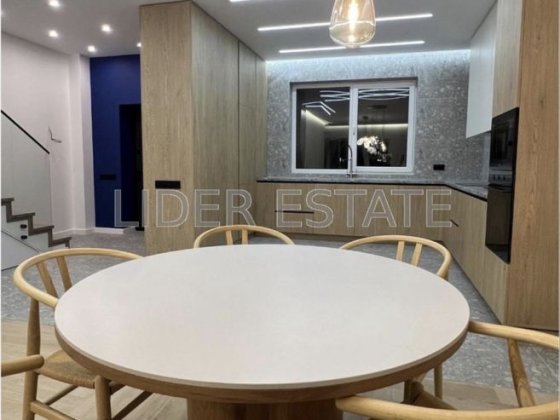 Продаж таунхауса у КМ New Village Ужгород