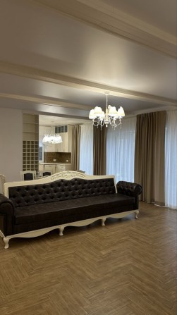 Окремий будинок в мальовничій місцевості - фото 1