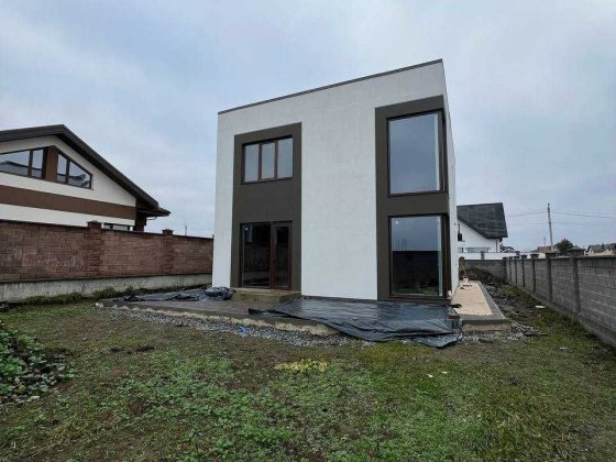 Продам ексклюзивний будинок в новому мвсиві Грін Хілз!!! Рівне