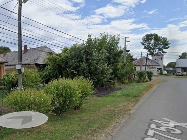 Будинок з землею в Словаччині с. Єнковце - фото 1