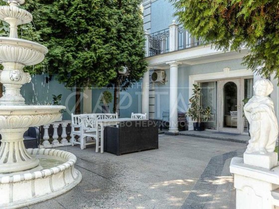 Продаж будинку у Києві, Печерський р-н Київ