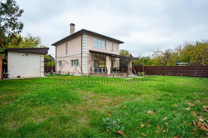 Сучасний будинок на Осокорках — лише 1 км до метро, Вул Садова 139 - фото 1