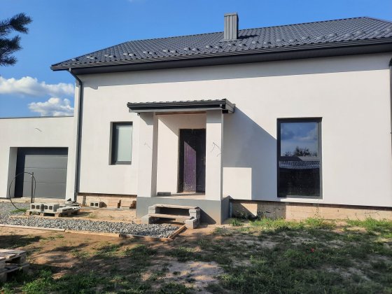 Продам будинок з гаражем Рівне