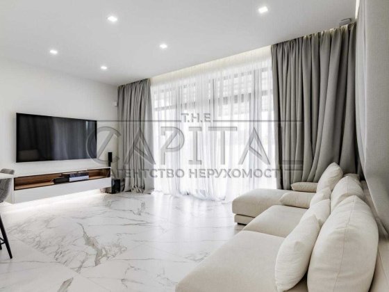 Будинок з новим ремонтом, 240 кв. м біля Osokor Residence. Осокорки Київ