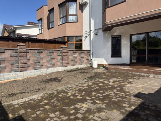 Продам Таунхаус на Щасливому Рівне