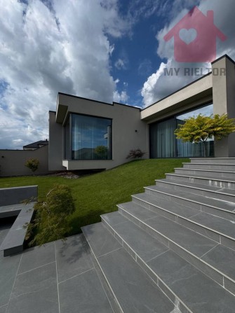 Продаж будинку з панорамним видом! - фото 1