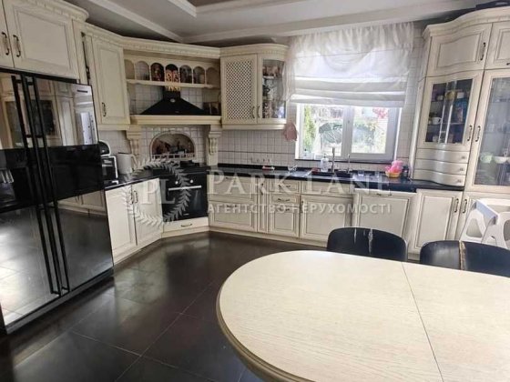 Продаж будинку на березі Дніпра в ст Чорнобилець. Оболонь. 1000/м Київ