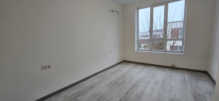 Продам таунхаус з ремонтом та газом в котеджному містечку! - фото 1