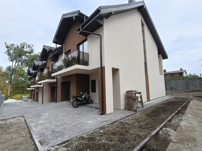 Продам котедж у місті! - фото 1