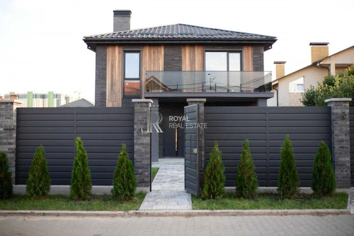 Продаж Будинок 5к 200м2 КМ "Щастя" вул. Березова Жуляни Київ - фото 1