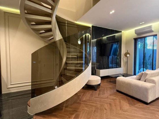 Продаж сучасного котеджу в районі Нижній Червениці Ужгород