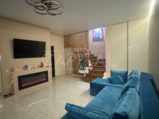 Продаж таунхаусу з ремонтом, Осокорки, КМ Belveder-City Київ