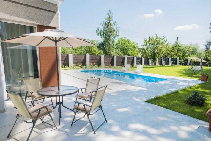 Продаж будинку 253м2 9 сот з ремонтом м. Славутич 5 км Газ Гнератор!! - фото 1