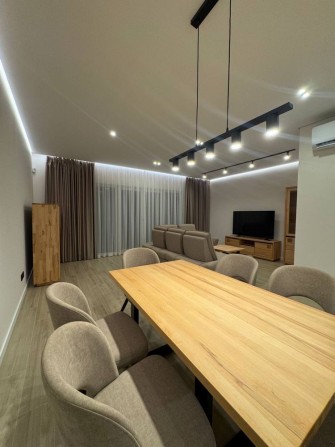 Продаж таунхусу / New Village - фото 1