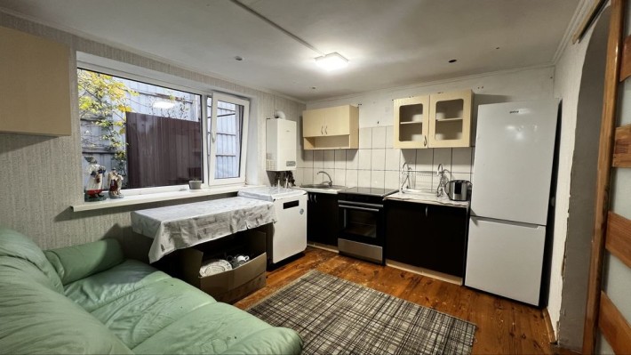 Продаж частини будинку з окремим двором - фото 1