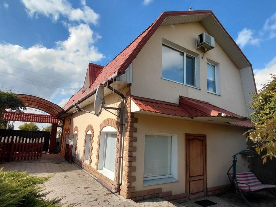 Продаж сучасного будинку . (є-відновлення так) Запоріжжя