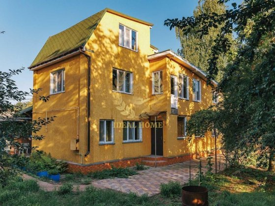 Продам будинок районі Києва — Виноградар. Киев