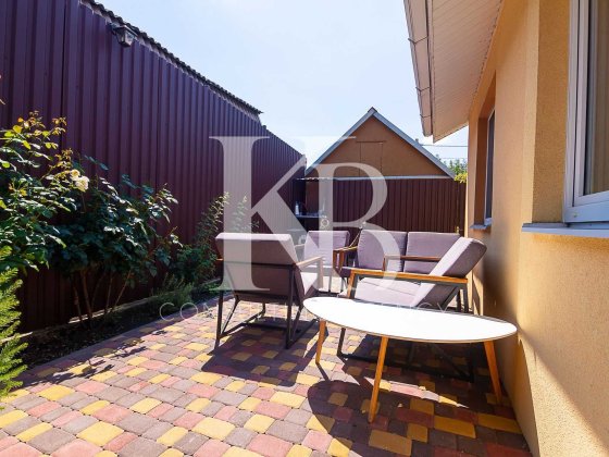 ТОП-цена! Дом с паркоместом и камином, р-н Сечевых Стрельцов. Центр