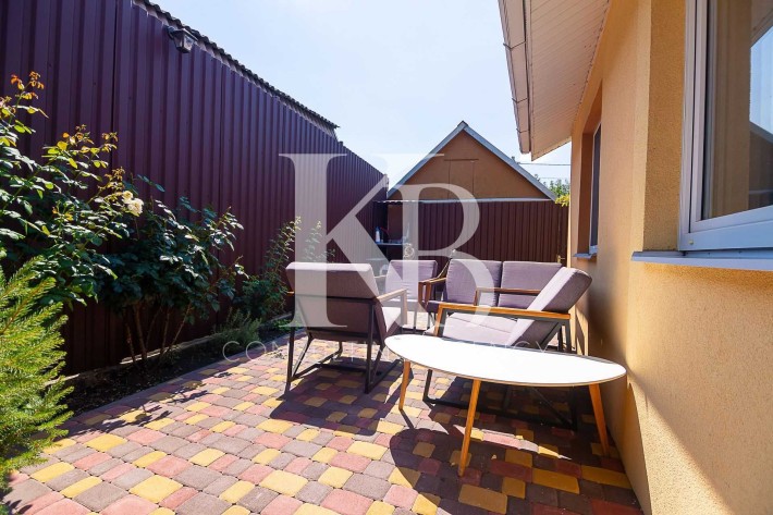 ТОП-цена! Дом с паркоместом и камином, р-н Сечевых Стрельцов. Центр - фото 1