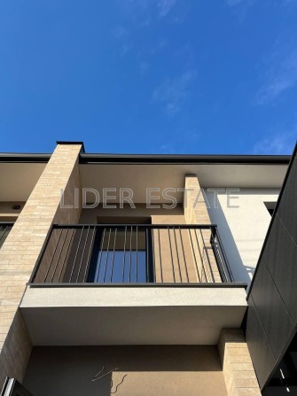 Продам Таунхаус вул.Попадинця (р-н Білочки) - фото 1