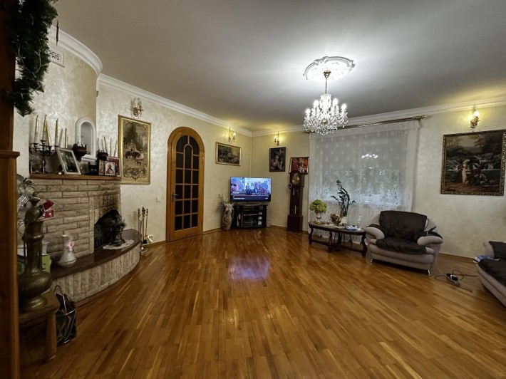 Будинок 550м2 на набережній - фото 1