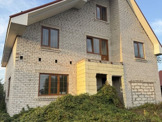 Будинок недобудова Житомир