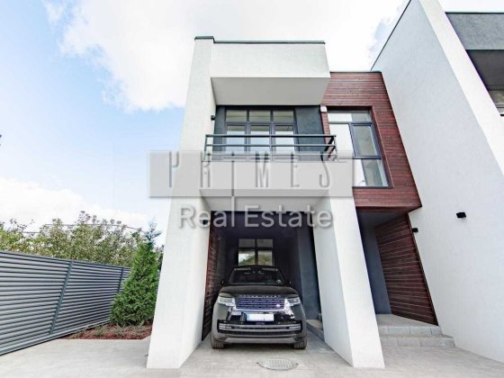 Продаж 4к. таунхауса з ексклюзивним ремонтом, вул. С.Колоса, Голосієво Київ