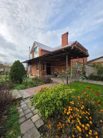 Продаж 4к будинку Мирний
Гомоненко вул. 12 квартал - фото 1