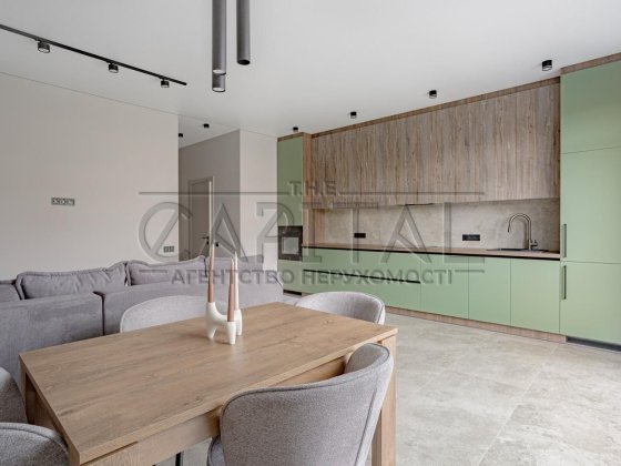 Продажа дома, таунхаус, Дарницкий р-н, Осокорки Київ