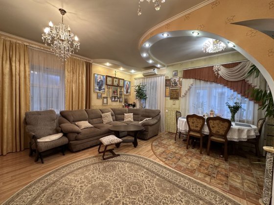 Продаж будинку на Стратосверній Запорожье