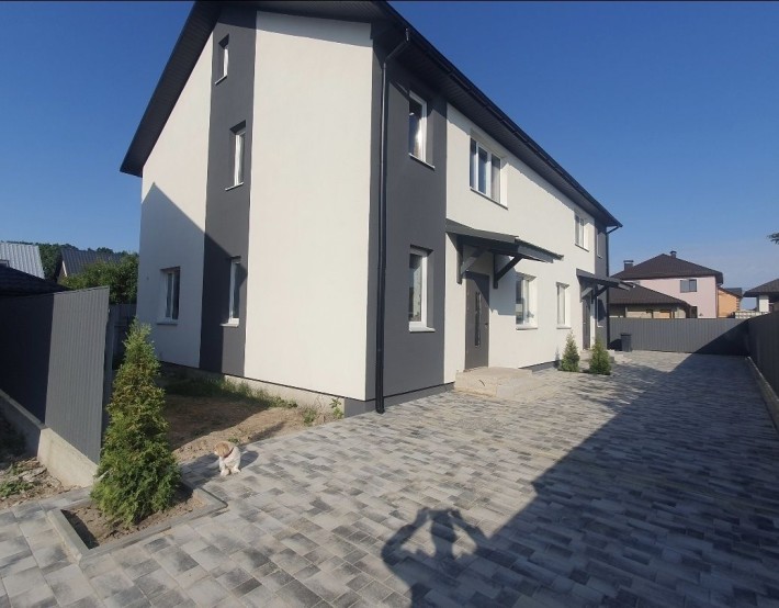 Терміново продам дуплекс.  Новий,  перспективний район. - фото 1