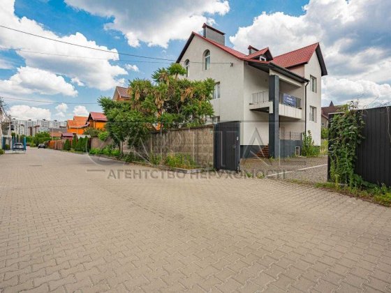 Продажа дома с ремонтом в Киеве СУПЕР ЦЕНА Соломенский р-н Київ