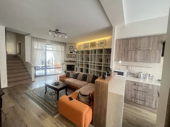 Продаж котеджу з ремонтом та меблями вул.Замарстинівська 239 а Львів