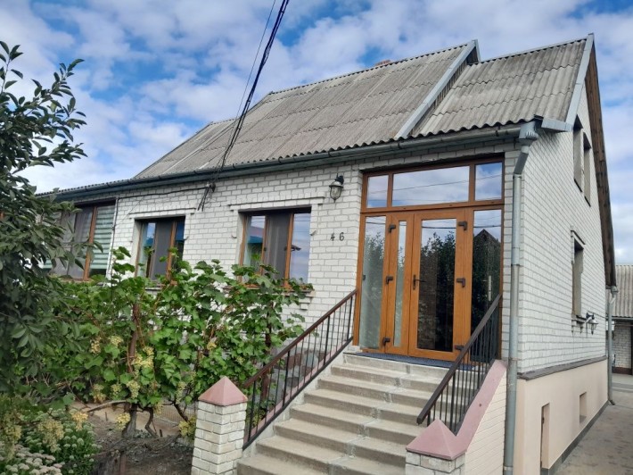 Продаж 2-х поверхового будинку на Сонячному, вул Весняна - фото 1