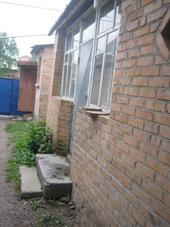 Продам частину будинку в центрі. - фото 1