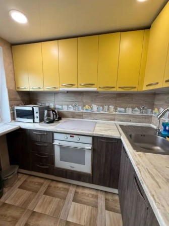 Продам 3-комнатный дом Правый берег Шевченковский район Мирный купить - фото 1