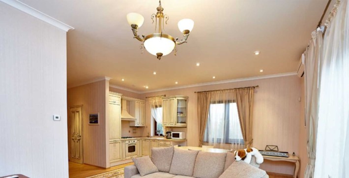 продам просторий будинок район на правому березі, вул. Теліги. - фото 1