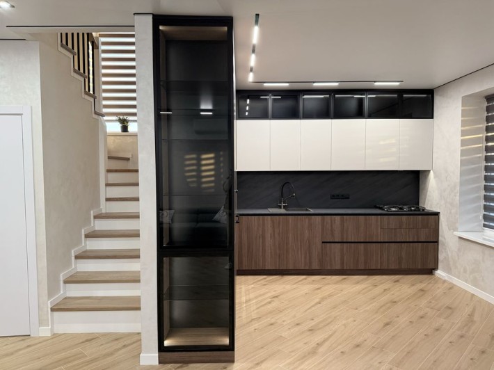 Ексклюзивний будинок в місті! - фото 1